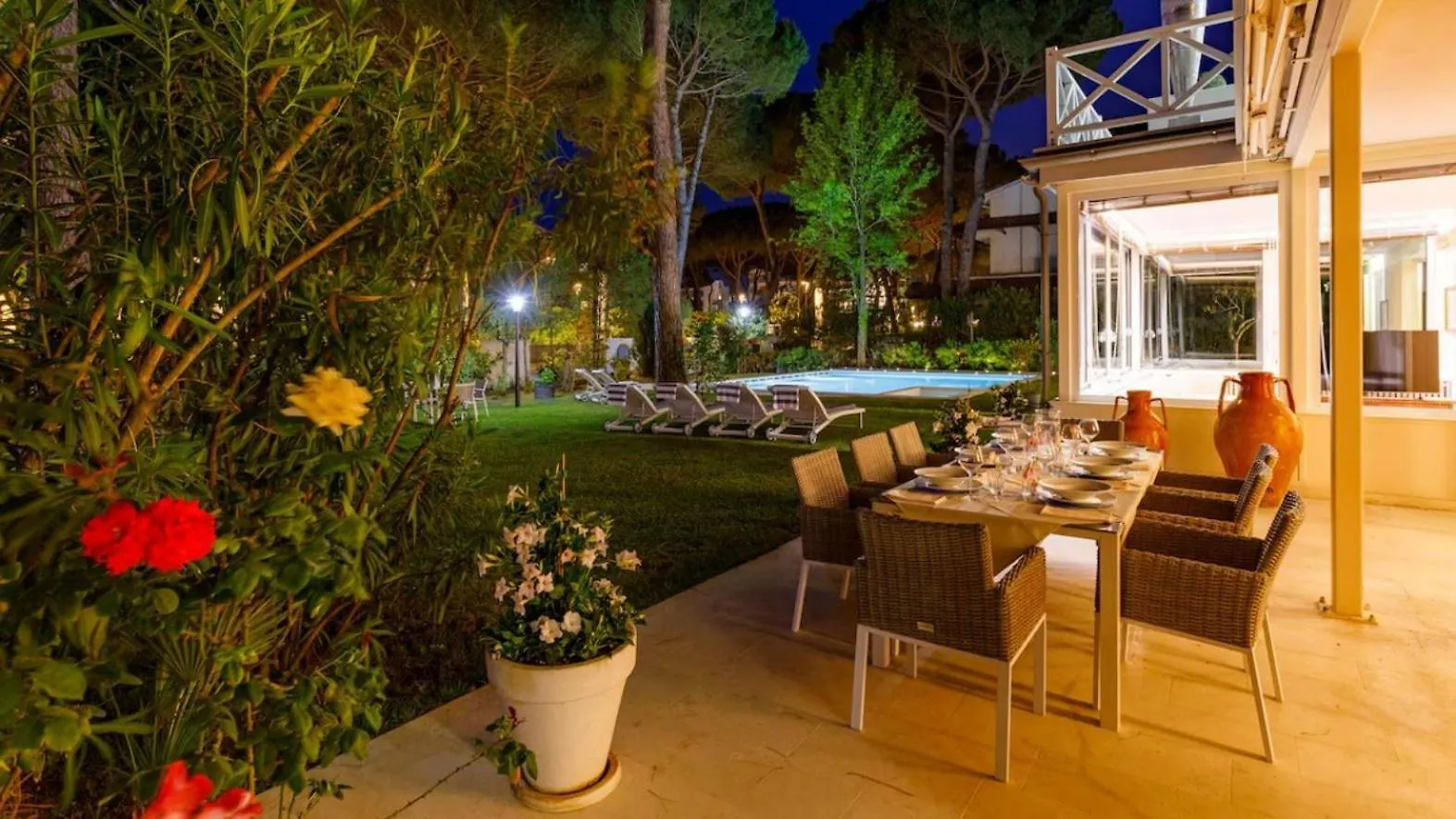 Villa Marina Di Pietrasanta With Private Pool 200M From The Beach