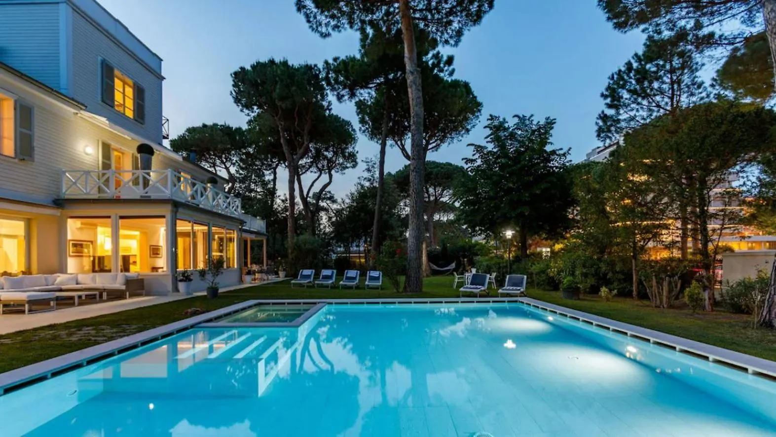 Villa Marina Di Pietrasanta With Private Pool 200M From The Beach Italy