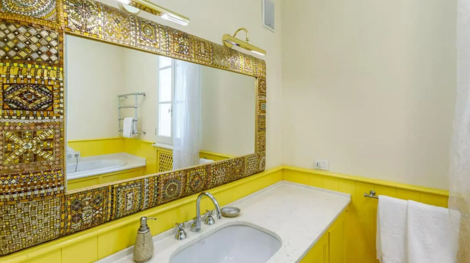 Apartment Villa Marina Di Pietrasanta With Private Pool 200M From The Beach Italy