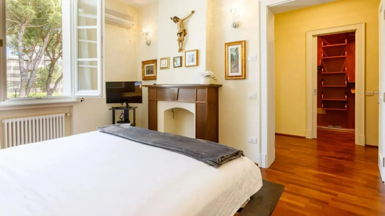 Villa Marina Di Pietrasanta With Private Pool 200M From The Beach 0*,  Italy